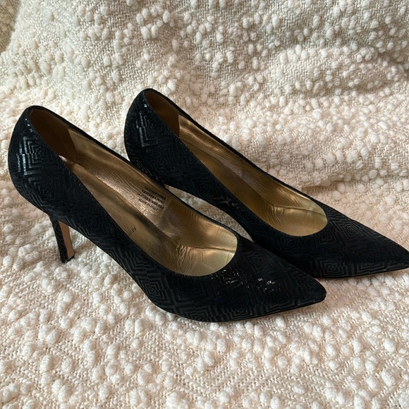 Size 41 black pumps. Made in Italy Ron White. - Picture 1 of 5